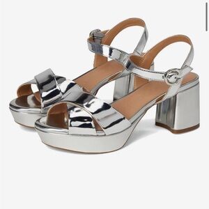 Aerosoles Cosmos silver metallic sandal